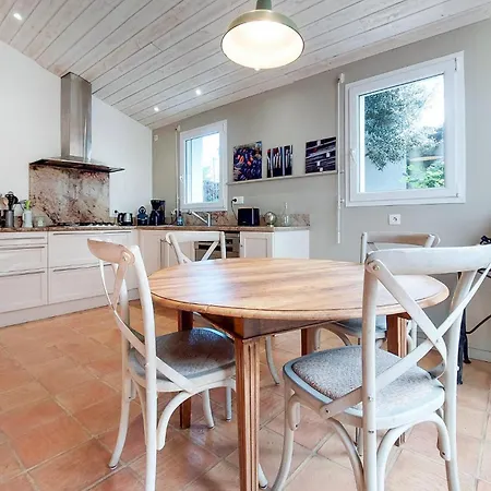 Holiday home Cozy In With Wifi Saint-Pierre-Quiberon